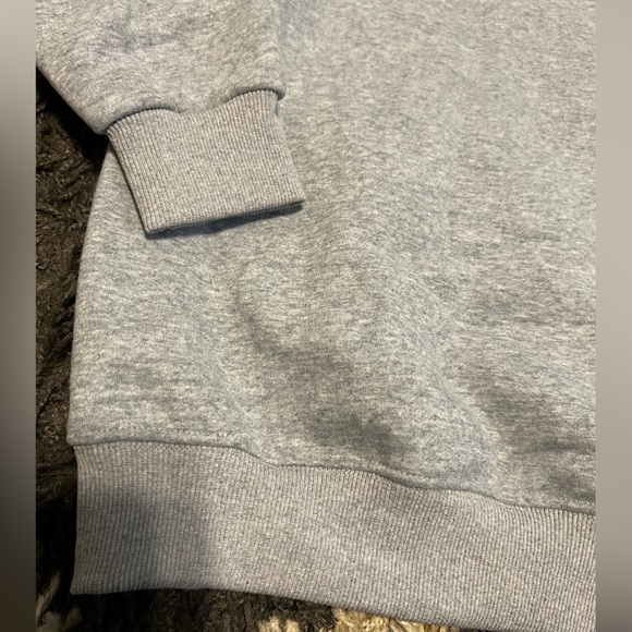 Georgia Bulldogs Embroidered Crewneck Sweatshirt - Picture 8 of 11